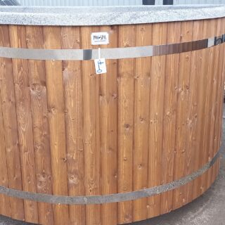 YKSITTÄISKAPPALE! PW-SPA Freetime XL -kylpytynnyri, 200 cm, talouslaatu